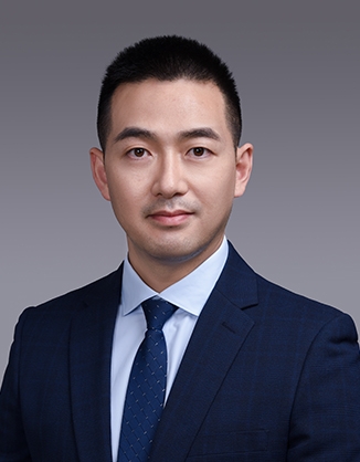 王国成